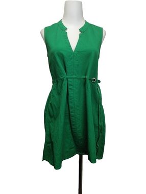 💚💚💚 Sleeveless Green Tie-Waist Dress with Grommet Detail by IEF